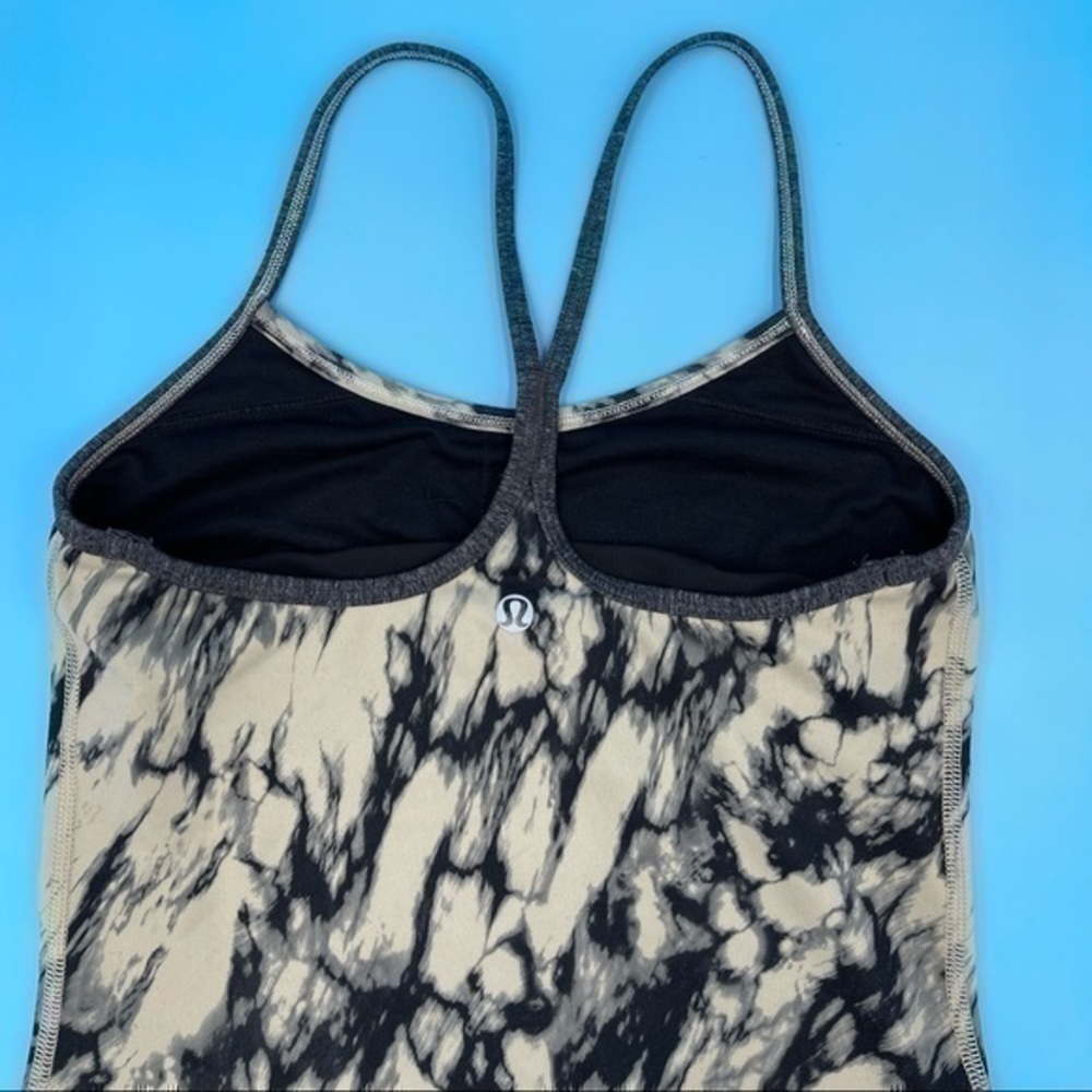LULU Lemon Yoga Tank Top - Picture 2 of 3